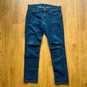 PAIGE jeans - 34 - excellent condition - Size 34